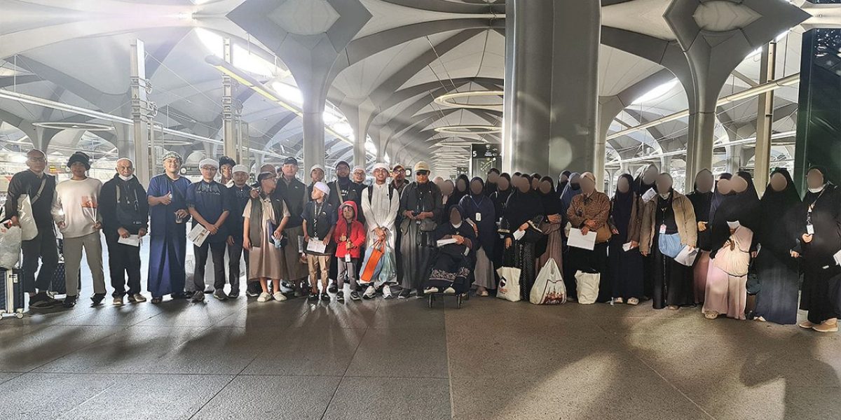 slider travel umroh 2